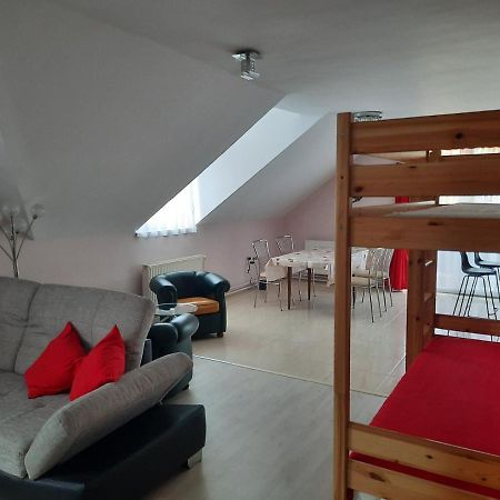 Fitt Apartman เลนตี ภายนอก รูปภาพ